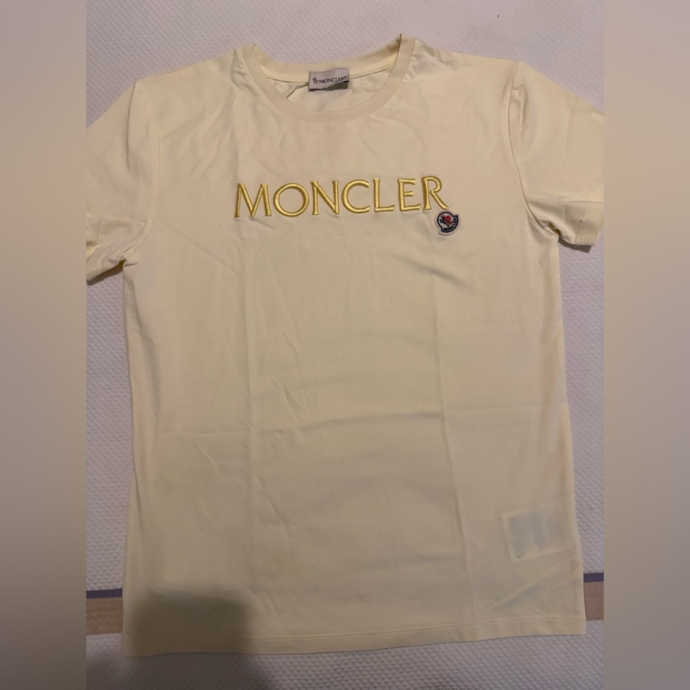 Moncler embroidered-logo cotton T-shirt, Size XS/ 14y - Picture 4 of 9